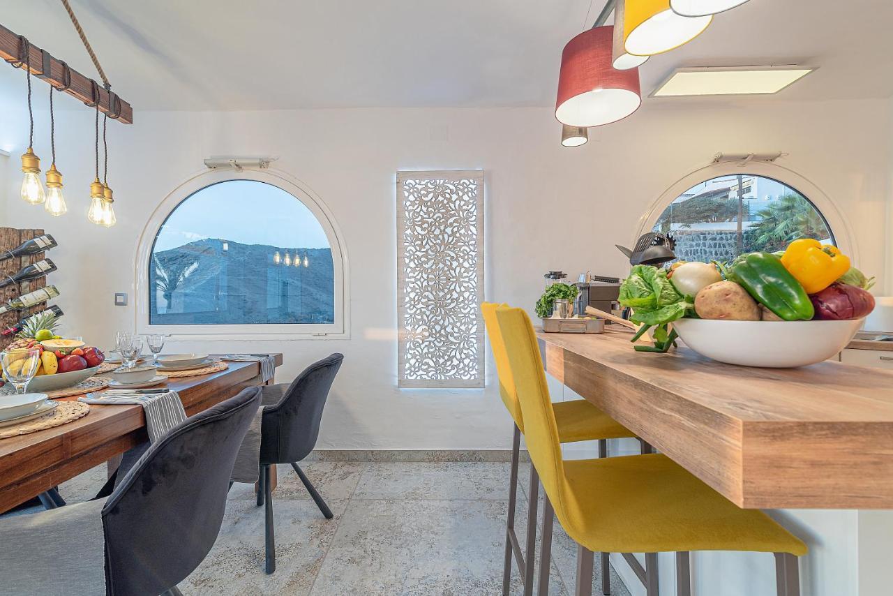 Mogan Luxury Apartment, Sea Views, Jacuzzi And Sauna. Exterior foto